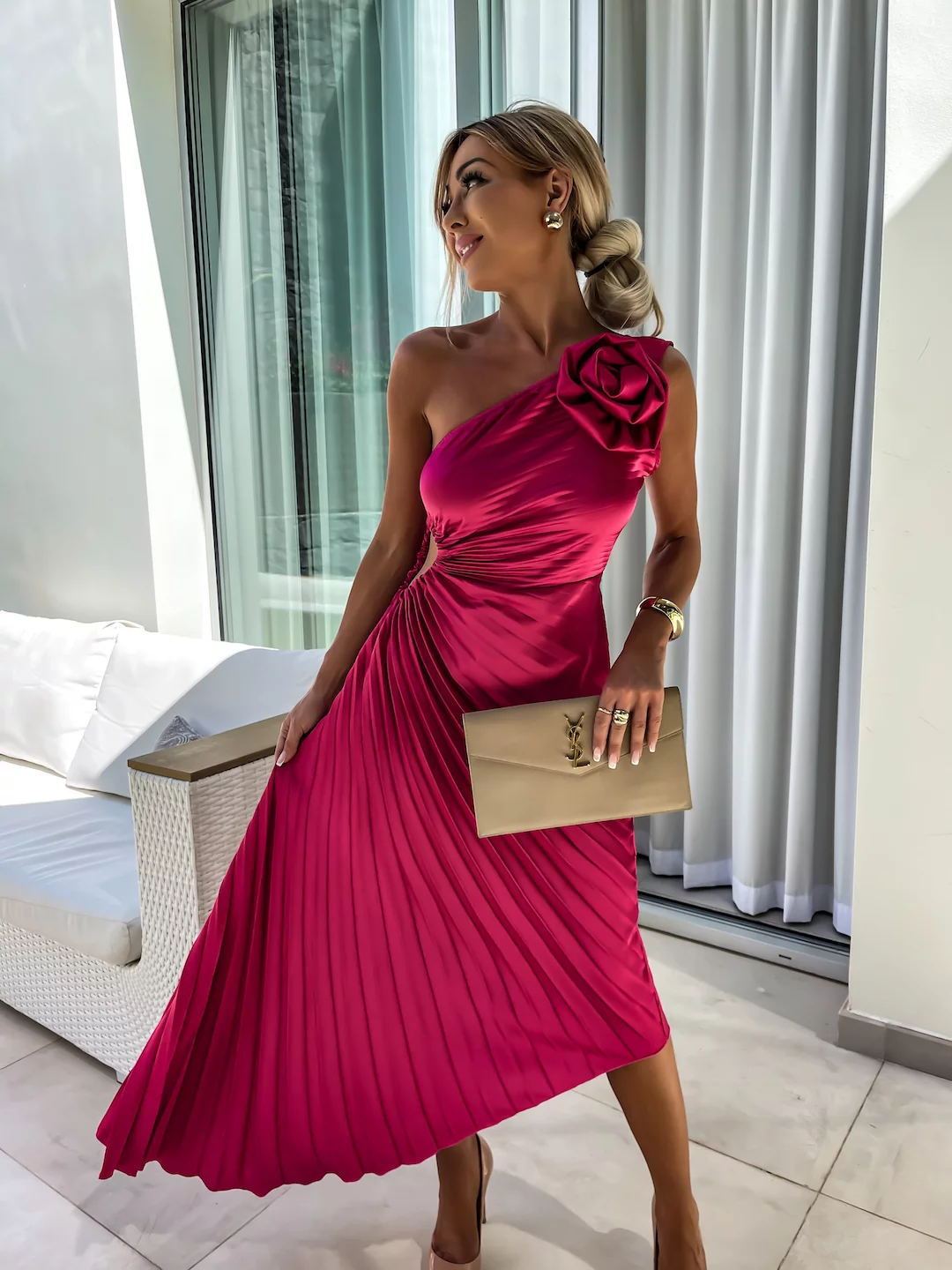 Ins Pleated One-shoulder Dress With Big Rose Flower Fashionable Sexy Evening Party Club Asymmetrical Dress