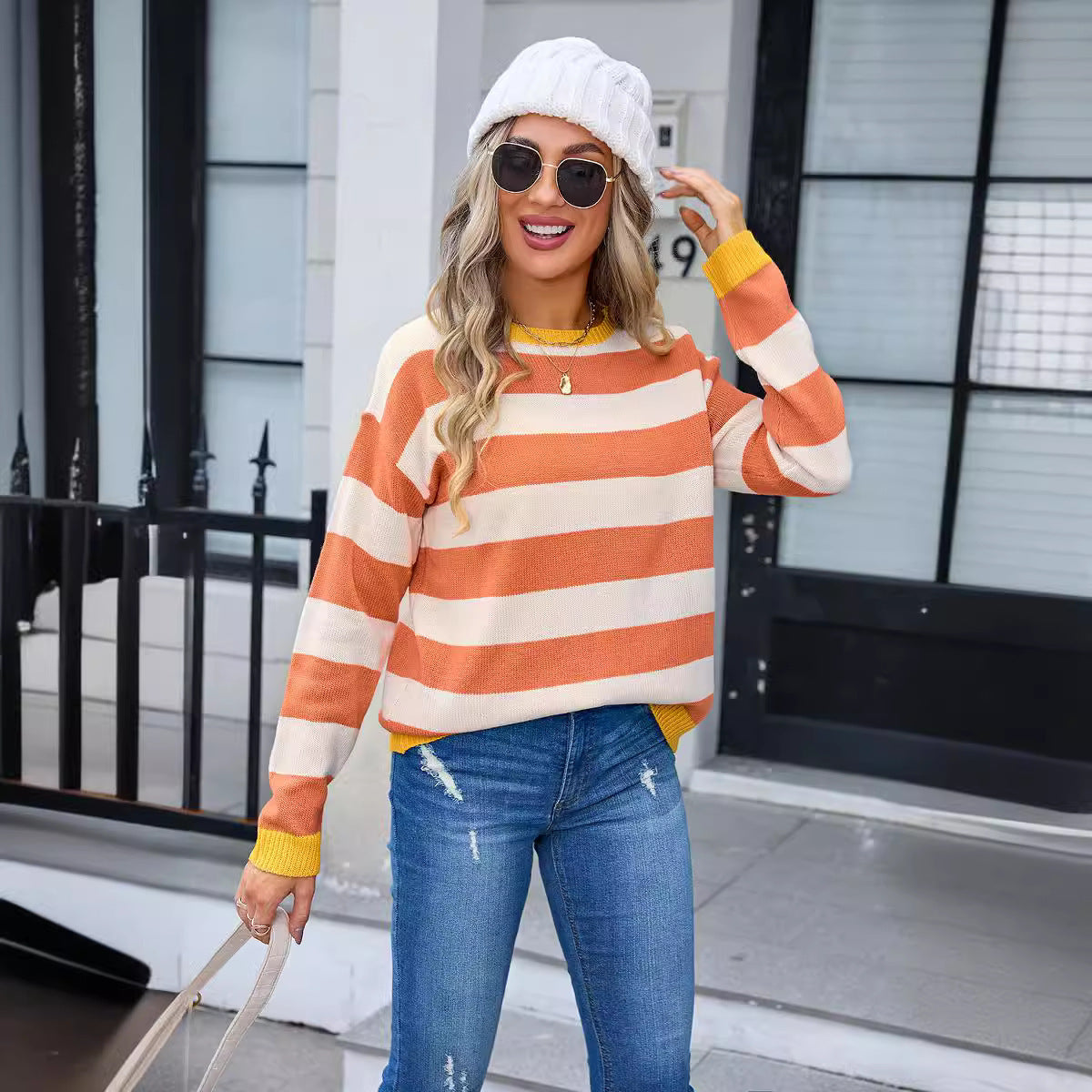 Women's Flower Long Sleeve Round Neck Sweater