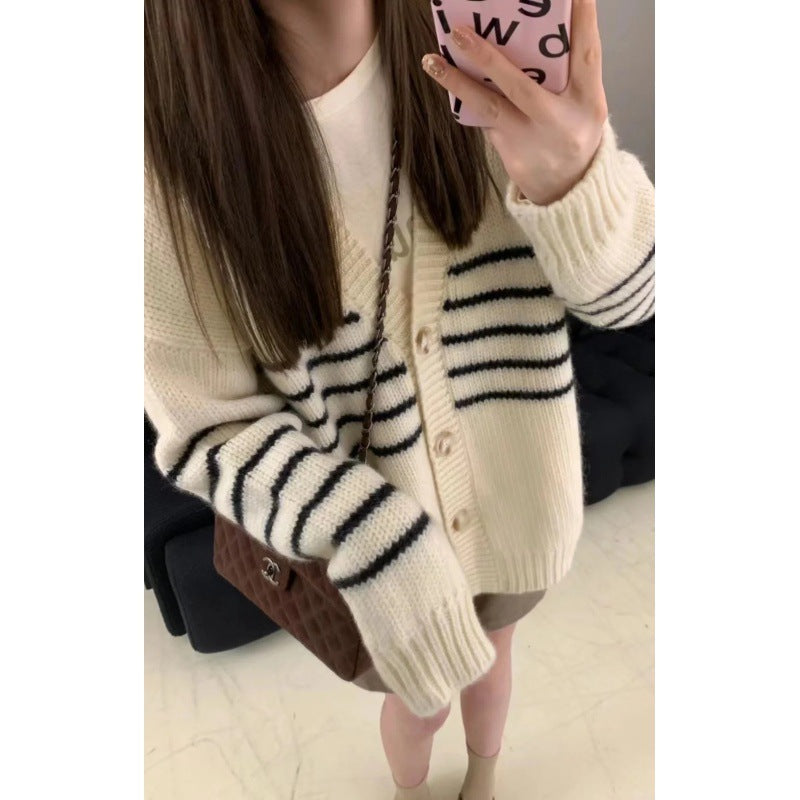 Collar Button Cardigan Autumn Classic Style Outer Sweater