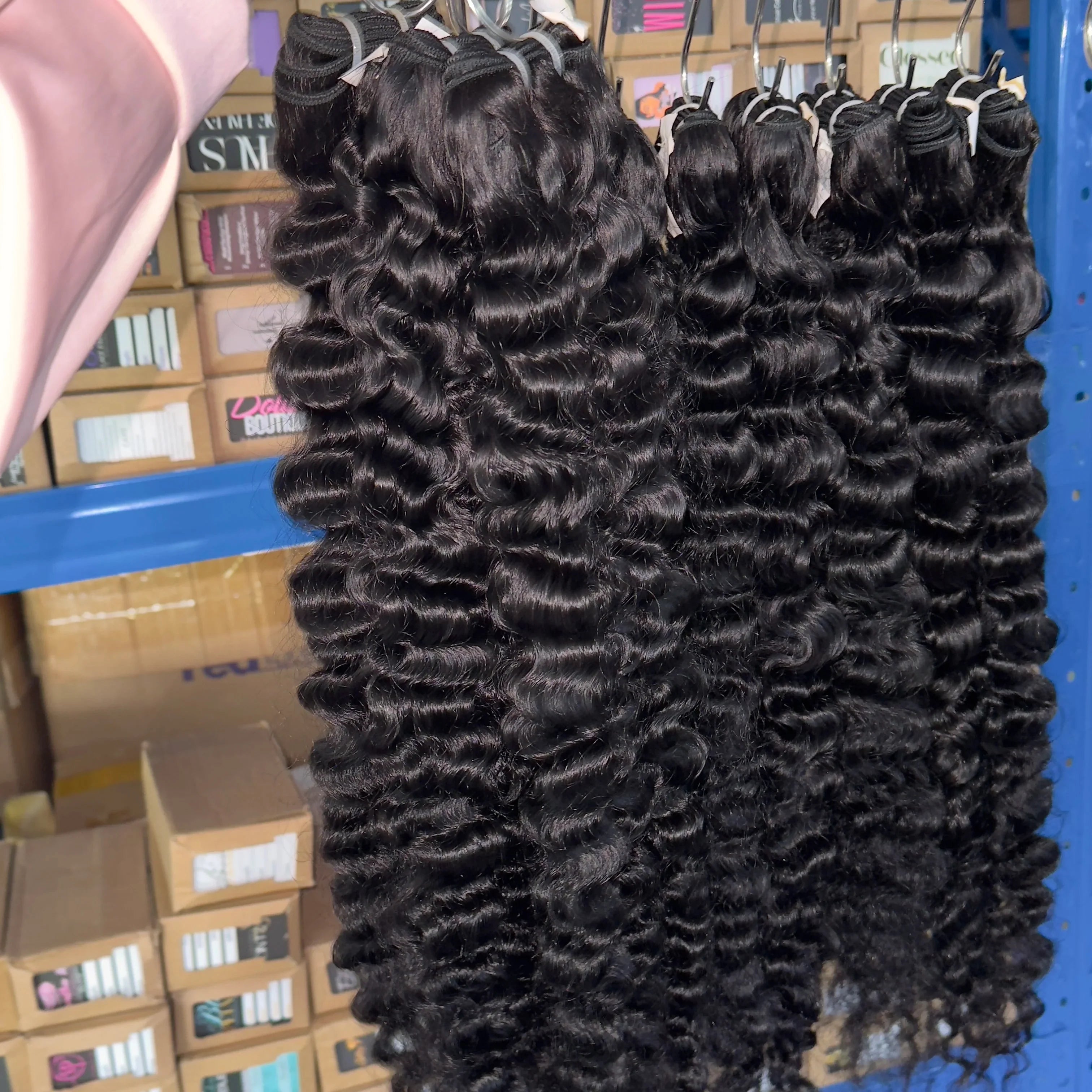 Cuticle Aligned Burmese Curly Virgin Human Hair Bundle Vendors Wholesale 12A Grade Vietnamese Raw Bundle Human Hair