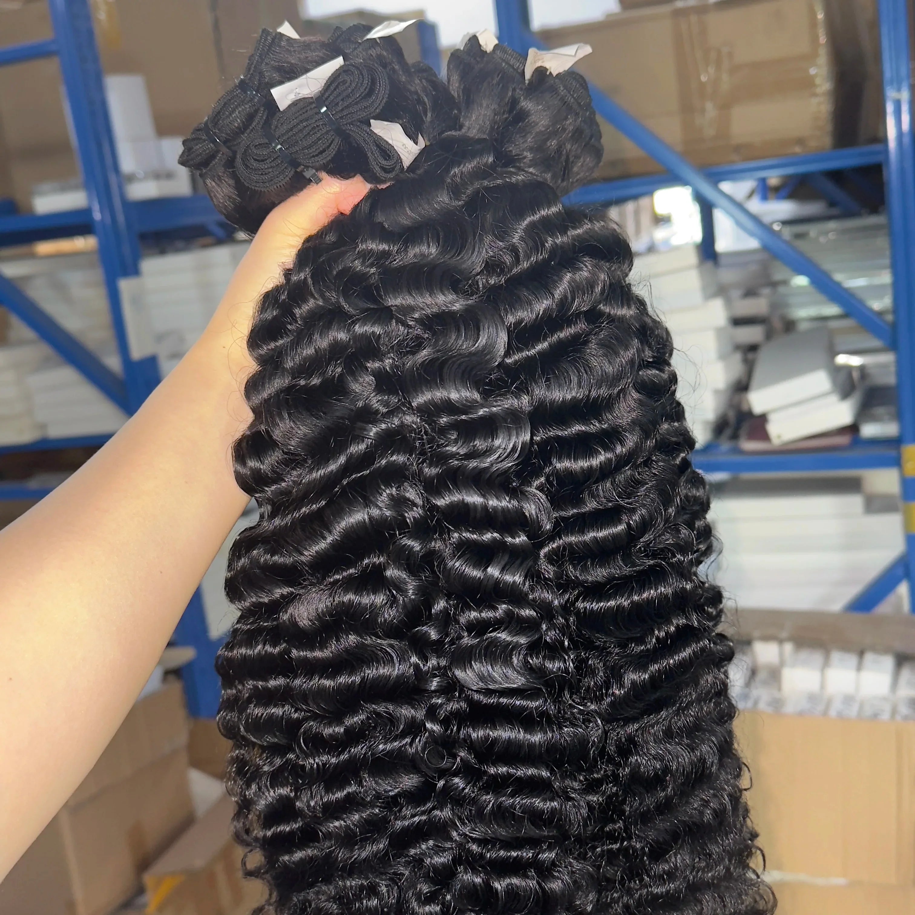 Wholesale Cambodian Raw Loose Curly Hair Extensions 100% Raw Cuticle Aligned Burmese Curly Human Hair Bundles Vendor