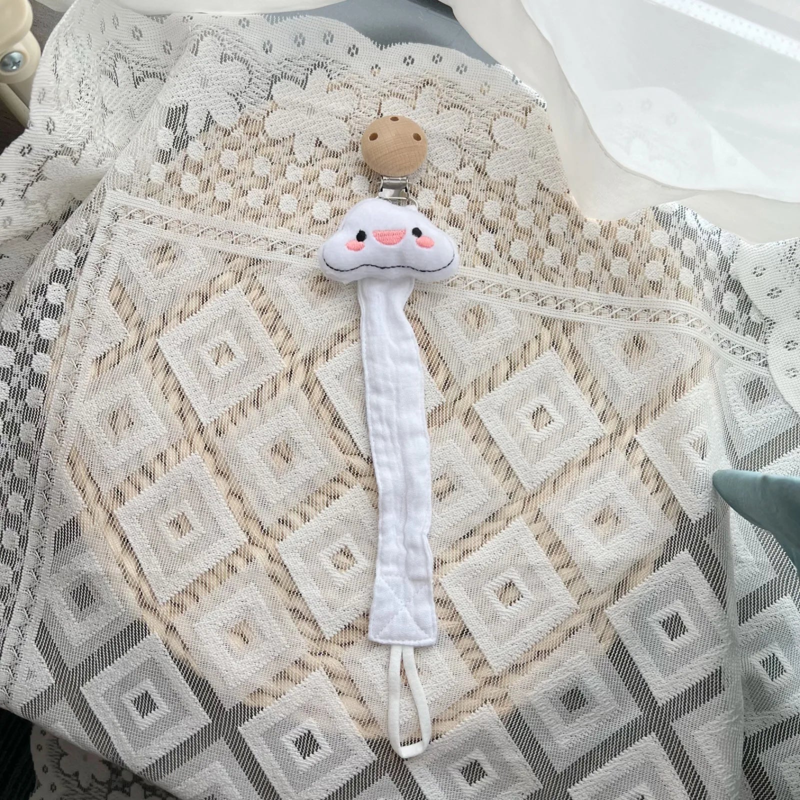 Ins baby pacifier clip baby newborn cotton wooden pacifier chain pacifier pacifier dummy eco-friendly material