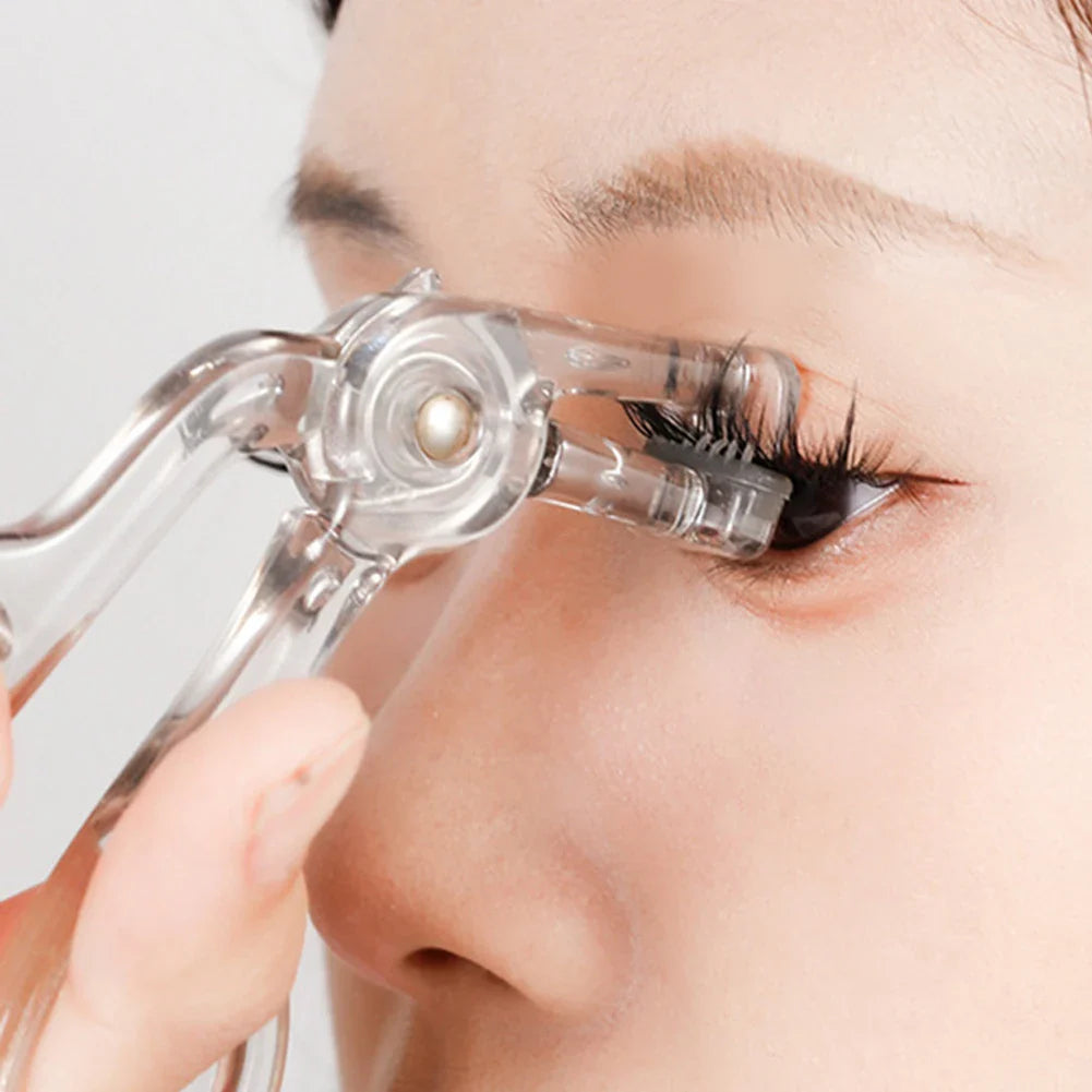 Eyelash Curler Lash Curler Professional Cosmetic Eyelash Clip with Refill Pad Volumizing Lash Lift Tool for Make Up