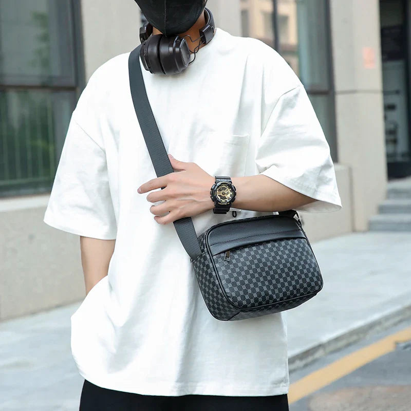 Casual Lightweight Business Shoulder Bags for Men PU Leather Messenger Bag Comfortable Wide Strap Crossbody Bags Designer Male