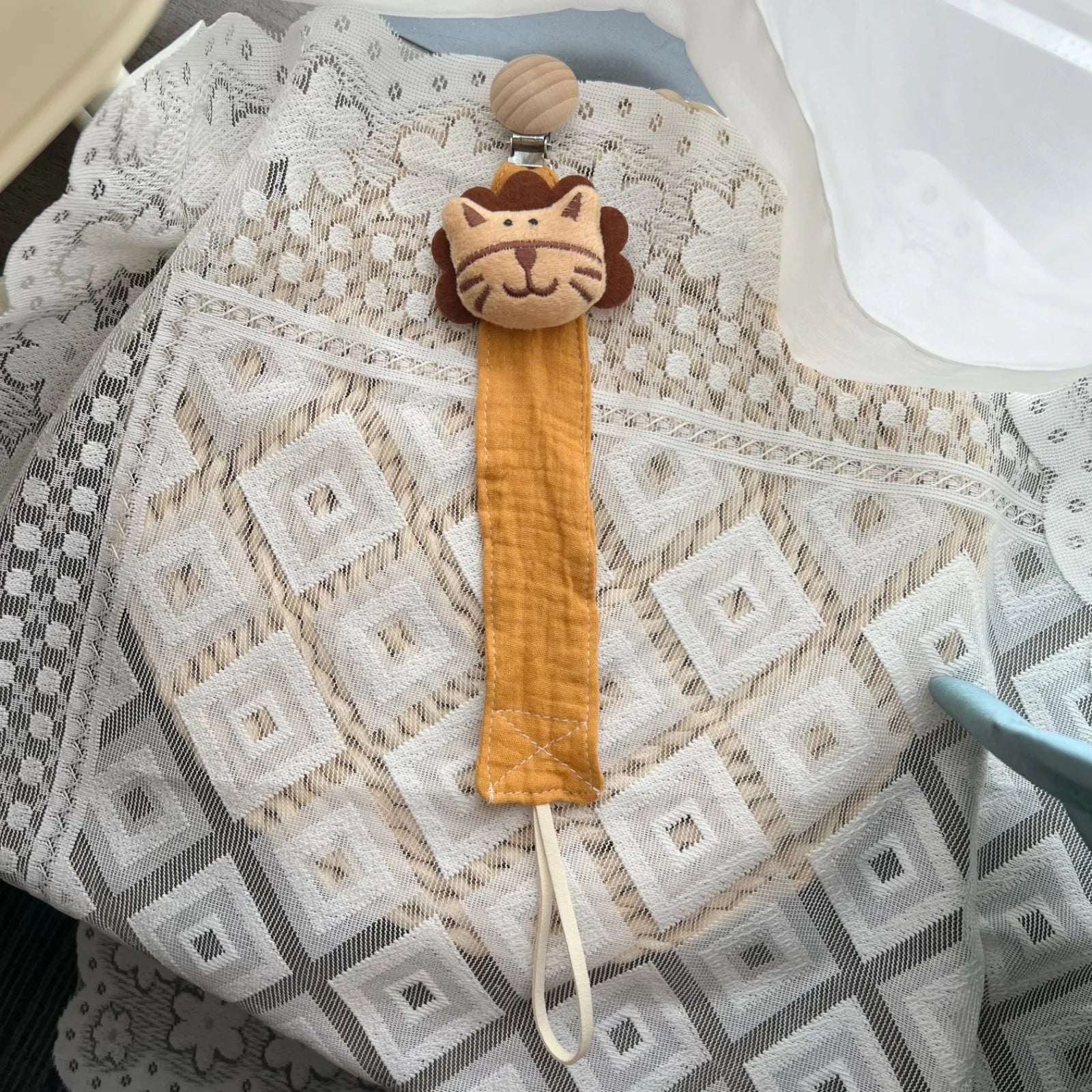 Ins baby pacifier clip baby newborn cotton wooden pacifier chain pacifier pacifier dummy eco-friendly material