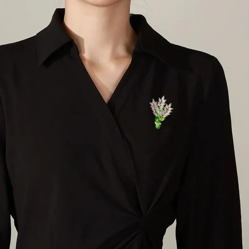 Exquisite Purple Lavender Brooch Women's Brooches Crystal Rhinestone Bouquet Pins Clothing Coat Luxury Jewelry Girl Gift