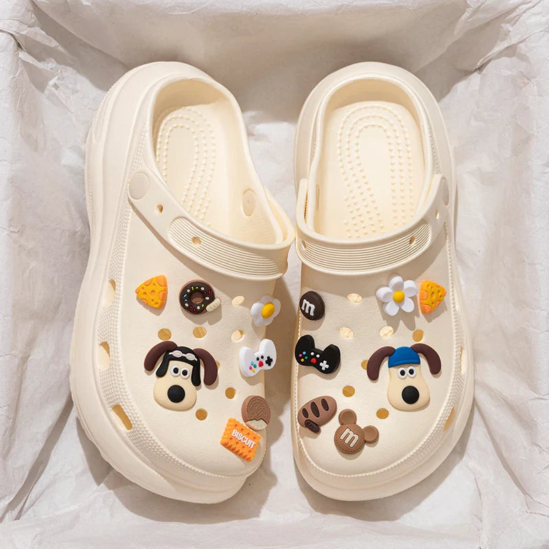 Pearl Chain Chunky Platform Sandals Women 2025 Summer Thick Bottom Beach Clogs Shoes Woman Fashion Flower Decor EVA Garden Shoes