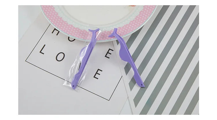 1Pcs False Eyelash Tweezers Fake Eye Lash Applicator Eyelash Clip Eyelash Extension Makeup Cosmetic Tool Tweezers